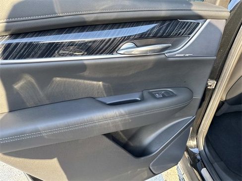 Certified 2023 Cadillac XT6 Premium Luxury w/ Technology Package image 11