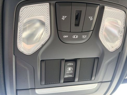 Used 2021 RAM 1500 Big Horn AWD/4WD image 29