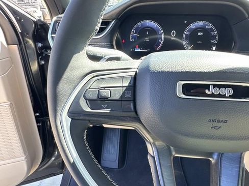 New 2025 Jeep Grand Cherokee L Limited w/ Luxury Tech Group II RWD image 26