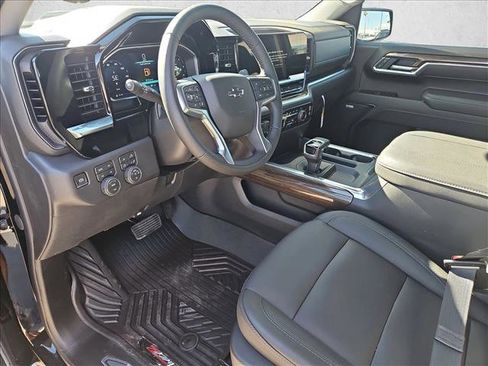 New 2026 Chevrolet Silverado 1500 LT Trail Boss w/ LT Trail Boss Premium Package AWD/4WD image 3