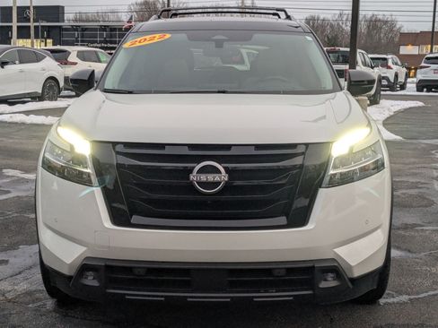 Used 2022 Nissan Pathfinder Platinum w/ Cargo Package image 2