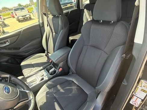 Used 2020 Subaru Forester Premium w/ Popular Package #1 AWD/4WD image 21