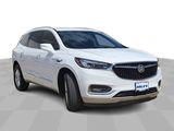 Used 2020 Buick Enclave Essence image 2