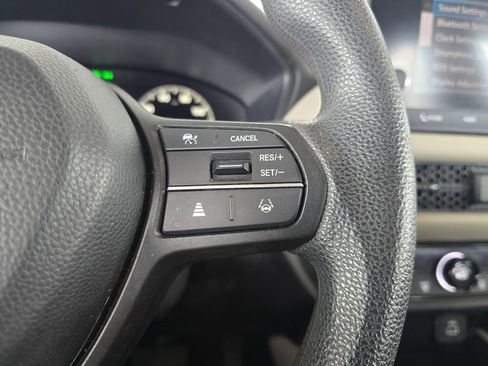 Used 2024 Honda HR-V LX image 13