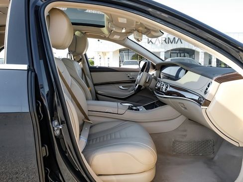 Used 2019 Mercedes-Benz S 560 Sedan image 37