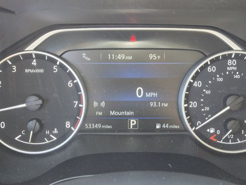 Used 2016 Nissan Maxima Platinum image 17