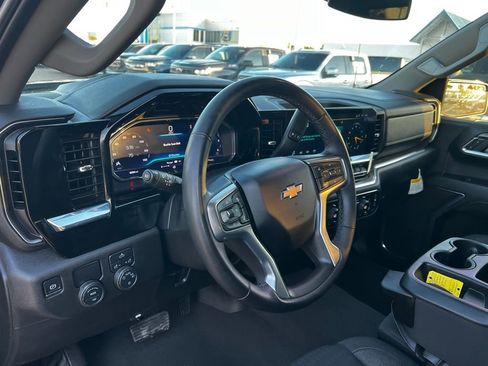 Used 2024 Chevrolet Silverado 1500 LT w/ Protection Package image 28