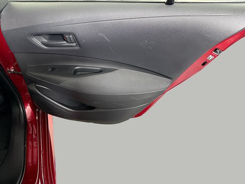 Used 2022 Toyota Corolla LE FWD image 27