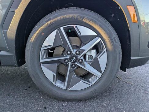 New 2026 Hyundai Tucson SEL image 11
