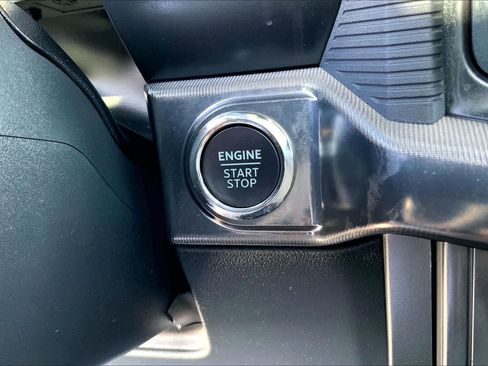 Used 2025 Ford F150 Raptor AWD/4WD image 33