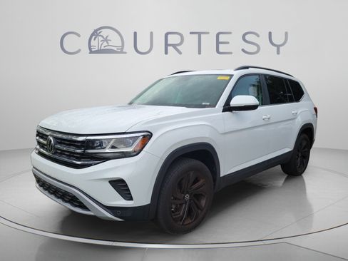 Used 2022 Volkswagen Atlas SE w/ Panoramic Sunroof Package FWD image 29