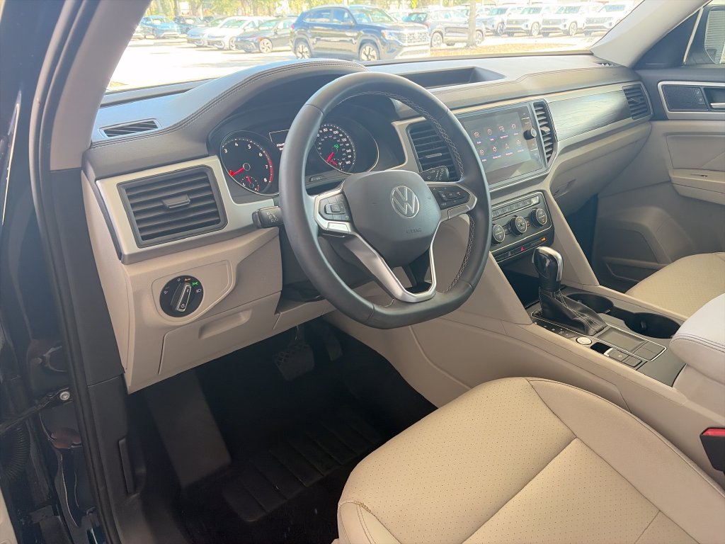 Used 2021 Volkswagen Atlas SE FWD image 13