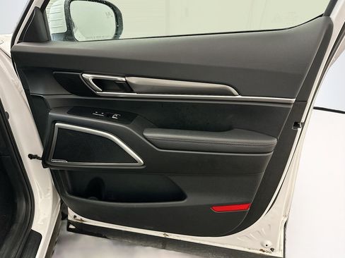 Used 2024 Kia Telluride S w/ S Sunroof Package image 35
