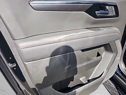 New 2026 Chevrolet Suburban RST w/ RST Capability Package image 29