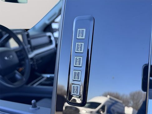 Used 2024 Ford F250 XLT w/ FX4 Off-Road Package image 42