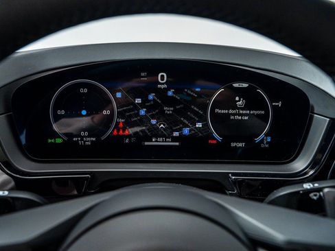 New 2026 Porsche Cayenne image 15