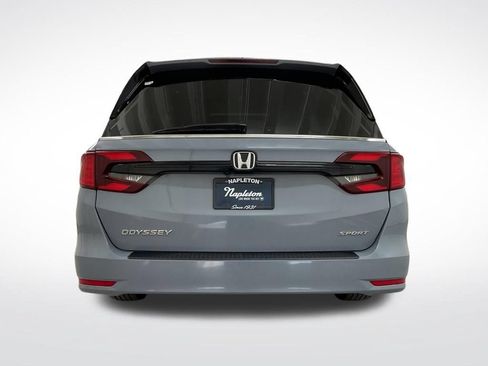 Used 2023 Honda Odyssey Sport image 25