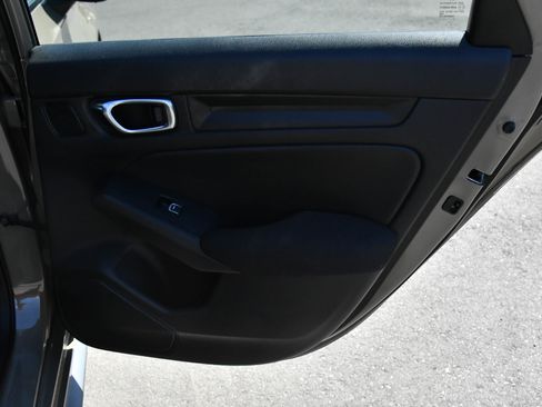 Used 2025 Honda Civic Sport image 38