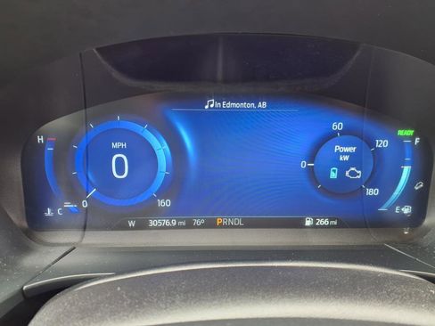 Certified 2022 Ford Escape Titanium image 20