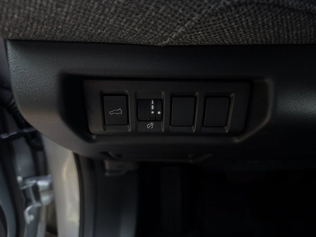 Used 2026 Subaru Outback Premium AWD/4WD image 17