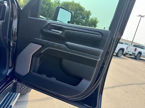 Used 2025 GMC Sierra 2500 AT4X AWD/4WD image 16