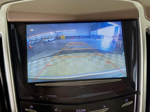 Used 2016 Cadillac SRX Luxury image 19