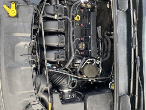 Used 2013 Ford Focus SE w/ SE Winter Pkg image 31