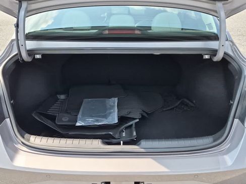 Used 2023 Hyundai Elantra Limited FWD image 23