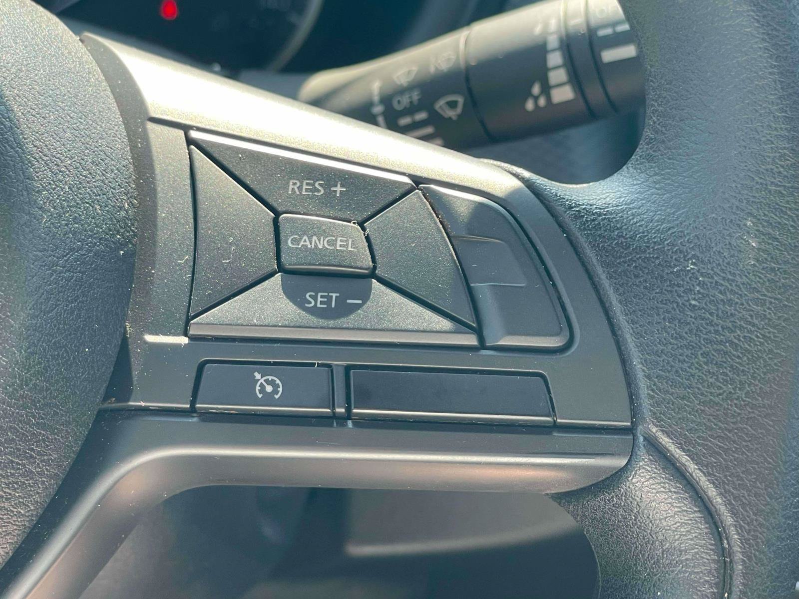 Used 2024 Nissan Kicks S FWD image 15