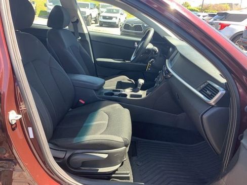 Used 2020 Kia Optima LX image 15