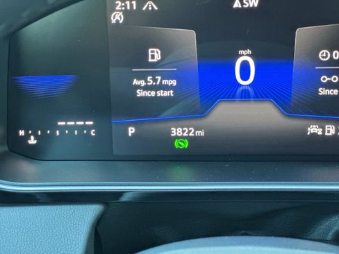 Used 2025 Volkswagen Jetta Sport image 24