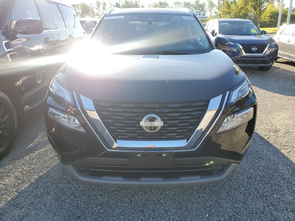 Certified 2023 Nissan Rogue SV w/ SV Premium B Package AWD/4WD image 6