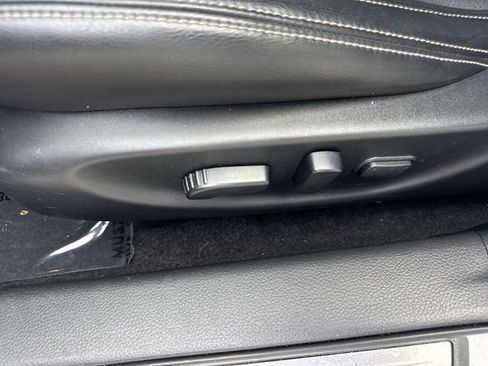 Used 2017 Nissan Maxima 3.5 SL FWD image 12