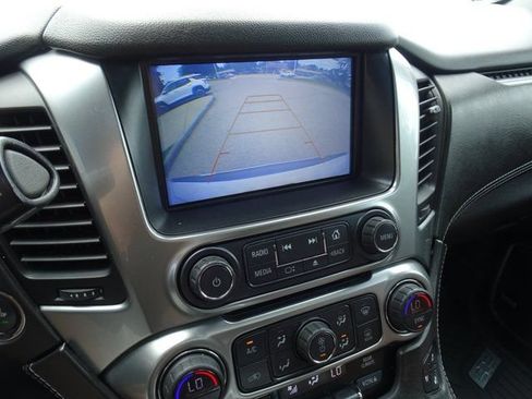 Used 2019 Chevrolet Suburban Premier w/ Premier Plus Edition AWD/4WD image 21