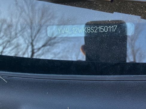 Used 2025 Volvo V60 B5 Cross Country Plus image 7