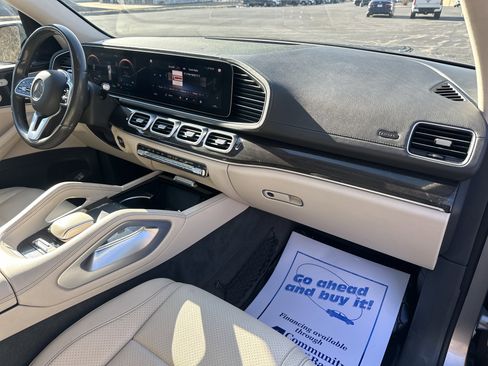 Used 2020 Mercedes-Benz GLS 450 4MATIC image 28