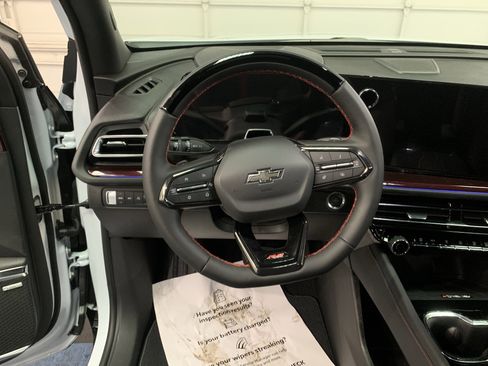 New 2026 Chevrolet Traverse RS image 15