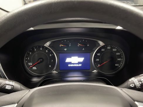 Used 2025 Chevrolet Blazer LT FWD image 5