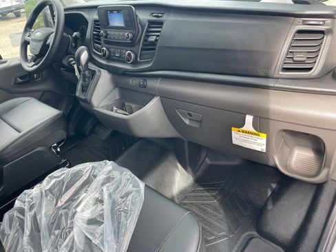 New 2025 Ford Transit 350 148 Medium Roof image 17