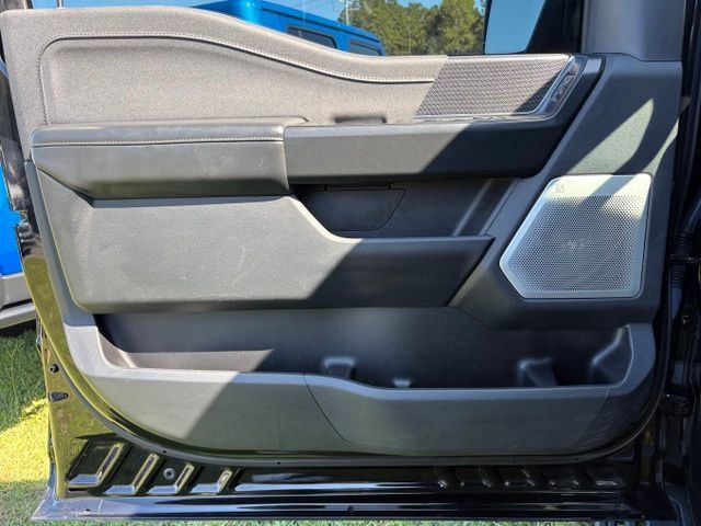 Used 2023 Ford F150 Raptor w/ Raptor Carbon Fiber Package AWD/4WD image 10