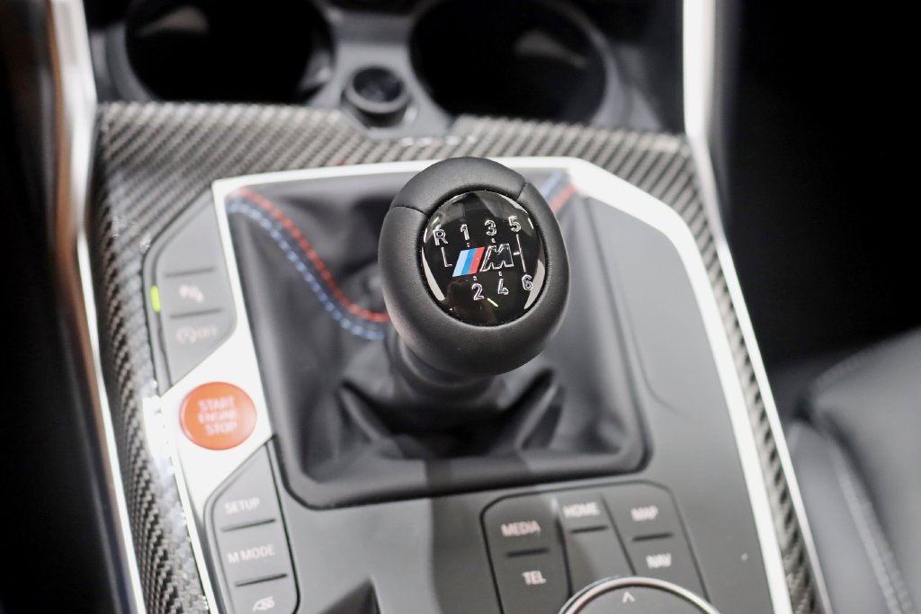 Used 2026 BMW M2 w/ Lighting Package RWD image 26