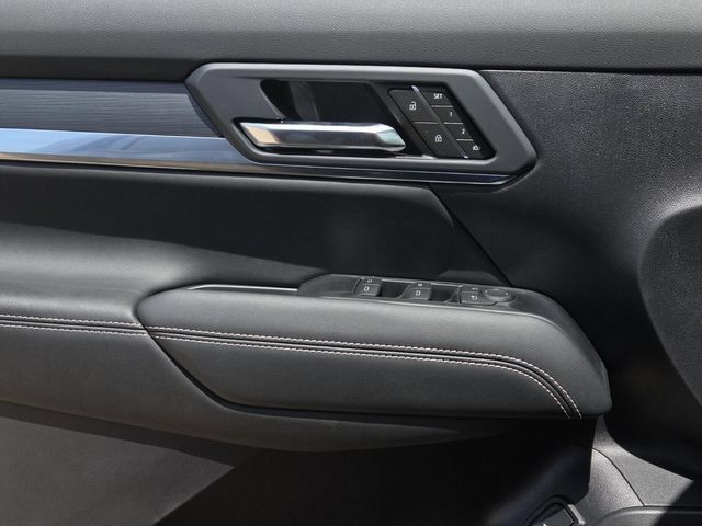 New 2027 GMC Terrain Elevation w/ Elevation Premium Package FWD image 23