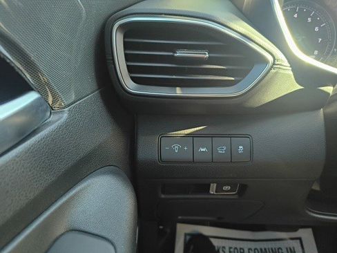 Used 2023 Hyundai Santa Fe SEL image 21