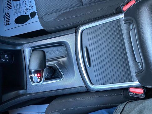 Used 2018 Dodge Charger R/T image 25