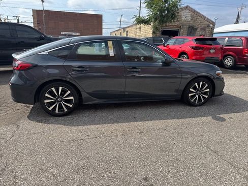 Used 2022 Honda Civic EX-L image 8