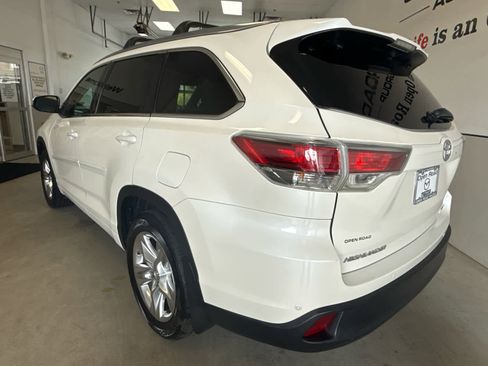 Used 2014 Toyota Highlander Limited AWD/4WD image 5