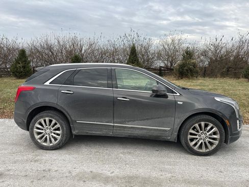 Used 2017 Cadillac XT5 Platinum image 13