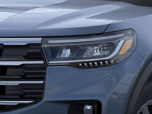 New 2026 Ford Explorer Active w/ Active Comfort Package AWD/4WD image 18