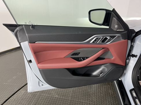 Certified 2025 BMW i4 xDrive40i w/ M Sport Package image 9