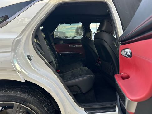 Used 2022 Genesis GV70 3.5T Sport w/ Sport Prestige Package image 28